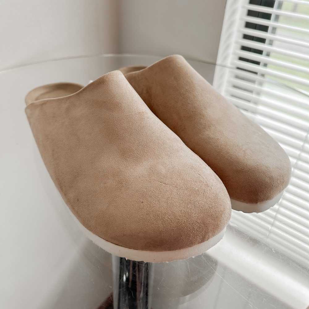 Universal Threads Shoes Sz 10